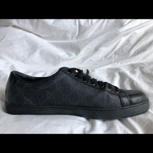 Gucci Men’s Logo shoes
